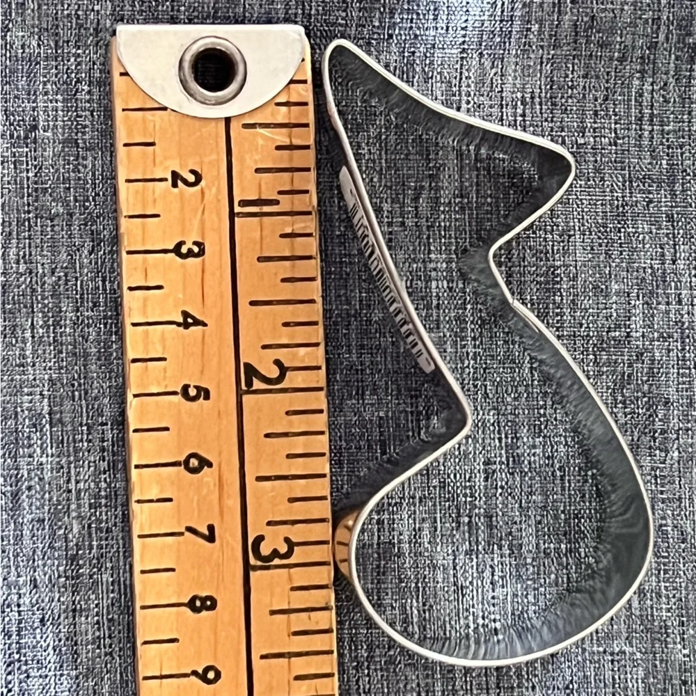 Cookie Cutter Music Note. NWT. Metal, Baking, Kitchen